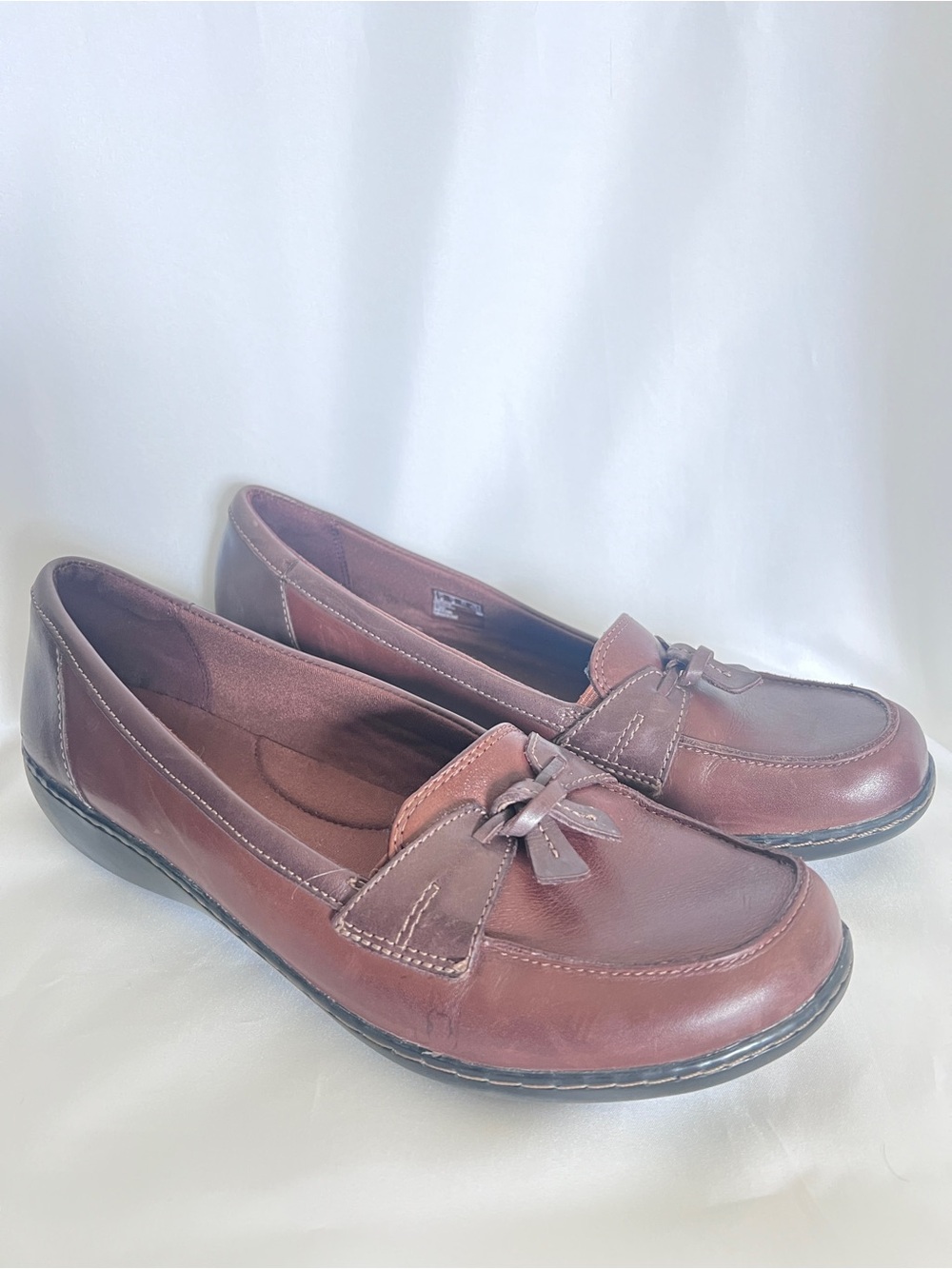Women’s Clarks Ashland Bubble Brown Leather Casual Tassel Loafers Size 12